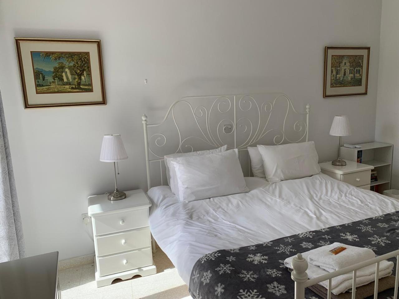 King'S Palace - Spacious 2 Bed, 2 Bath With Sea And Pool Views Paphos Exterior photo